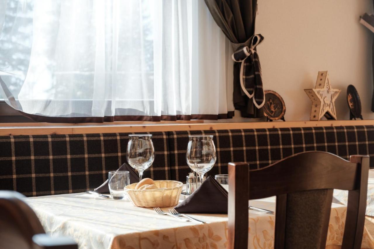 Hotel Piccola Baita Molveno Zewnętrze zdjęcie