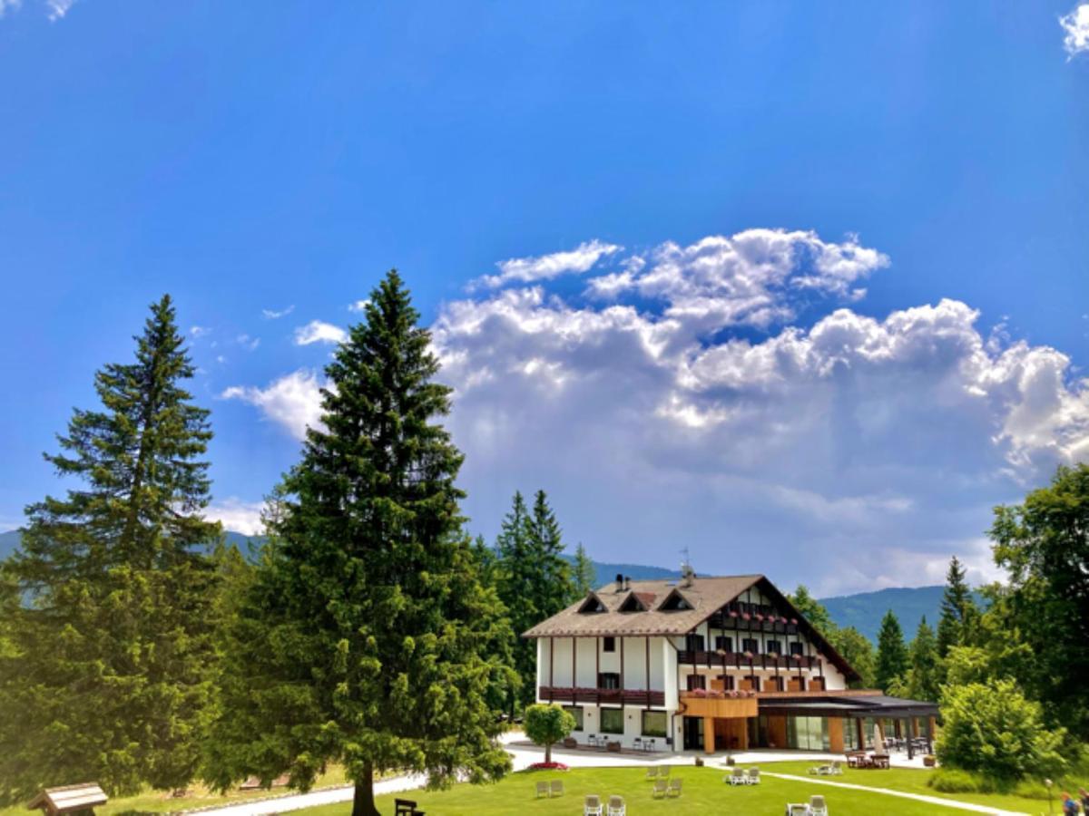 Hotel Piccola Baita Molveno Zewnętrze zdjęcie